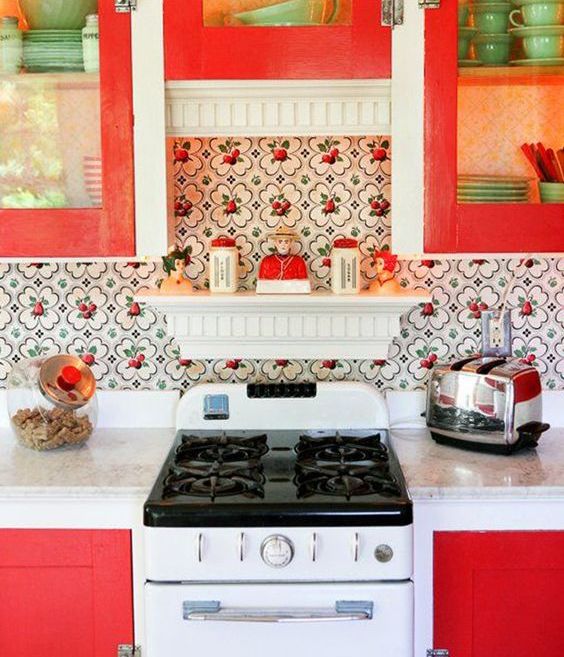 there are also various water-resistant wallpaper types that don't require any screens