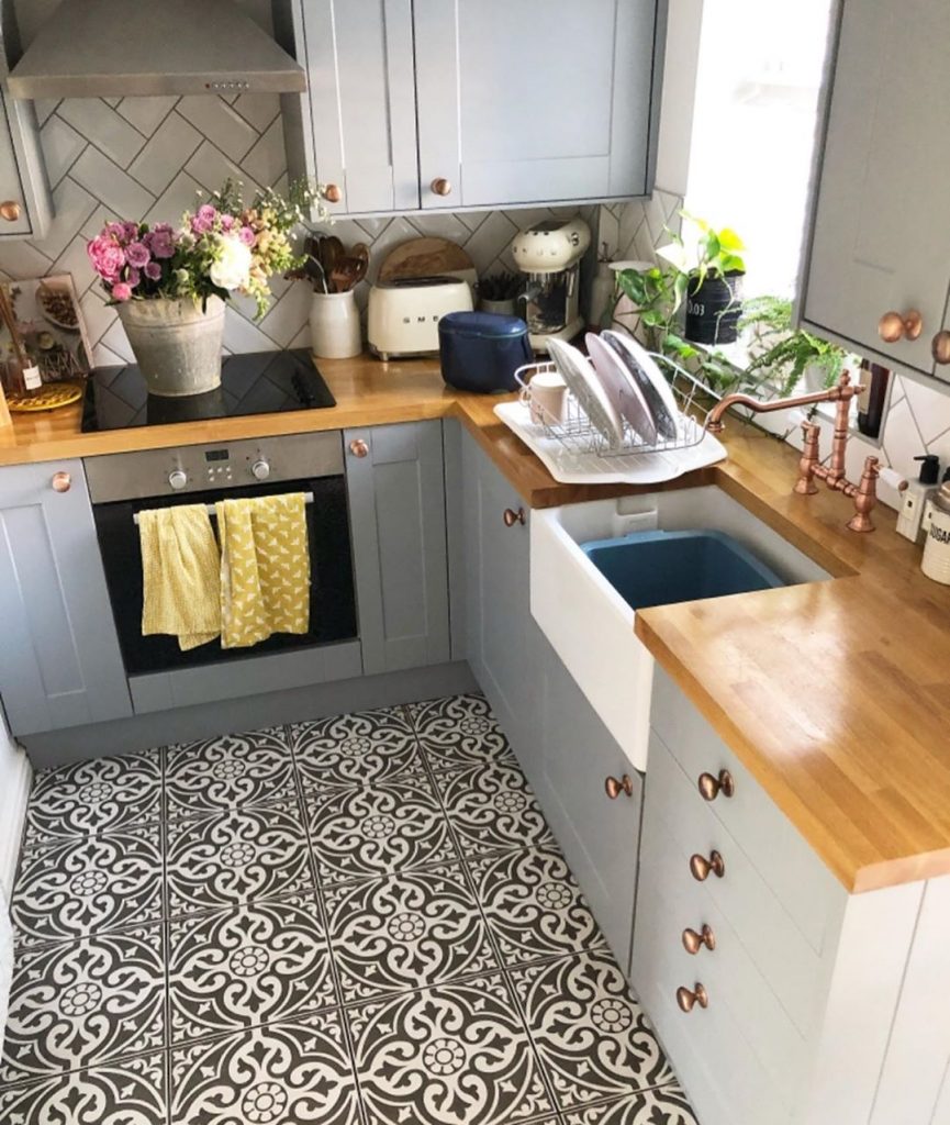 Small-Kitchen-Ideas-9-1