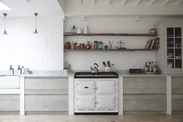 3-Blakes-London-White-Brick-Rustic-Kitchen-5991cac5d088c00013b02cf3