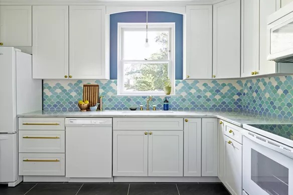 Blue-Walls-Blue-Backsplash-Kitchen-593856c15f9b58d58af4505e