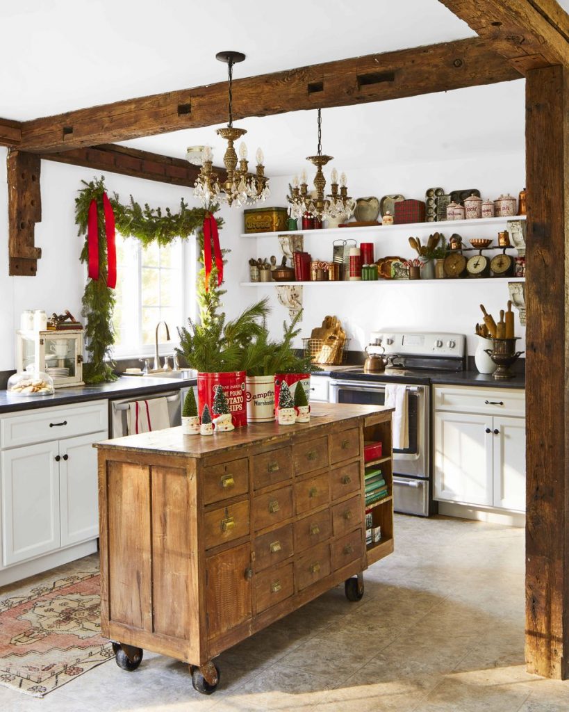 christmas-kitchen-decorations-rolling-island-vintage-tins-jpg-1603230864