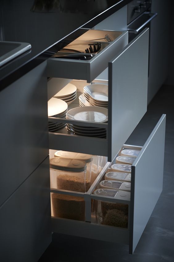 modern-pantry-drawers