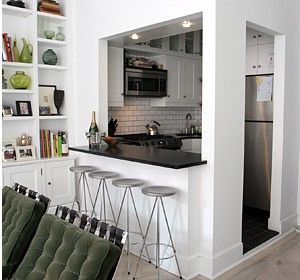 Creative-Kitchens-with-Presentation-Windows-17