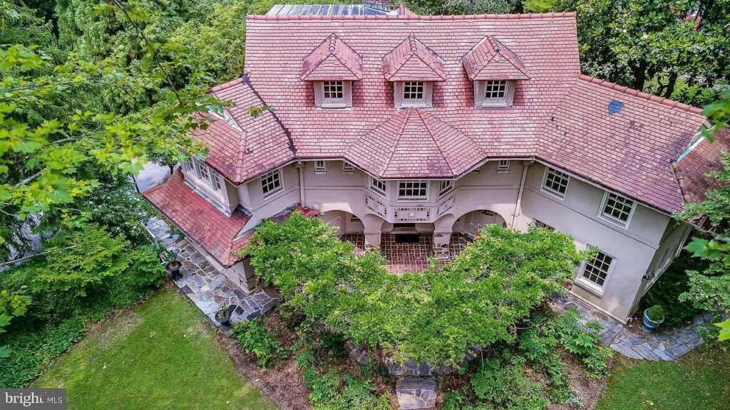 1912 Historic House For Sale In Wallingford Pennsyl (13)