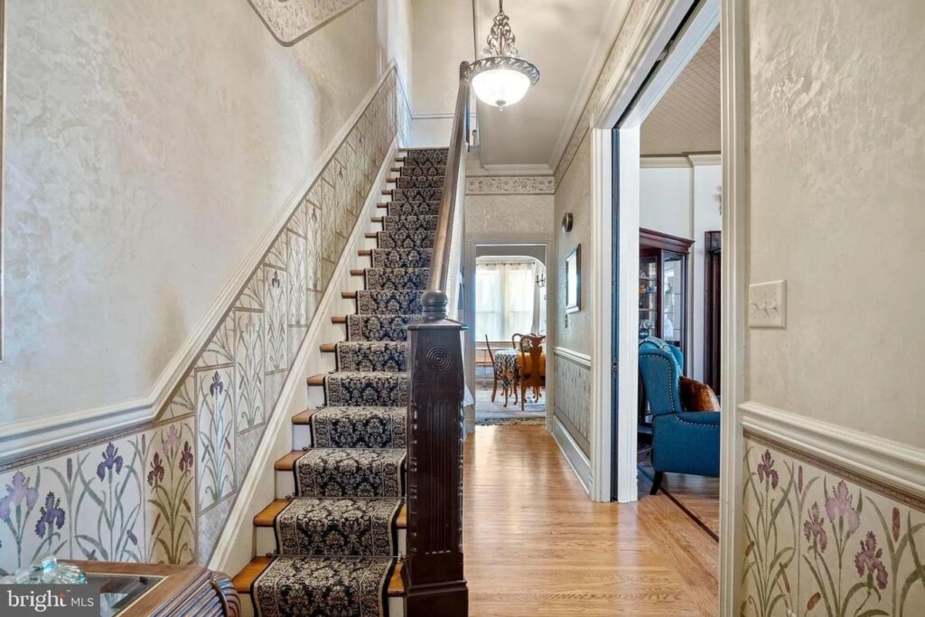 1892 Victorian For Sale In Harrisburg Pennsylvania (4)