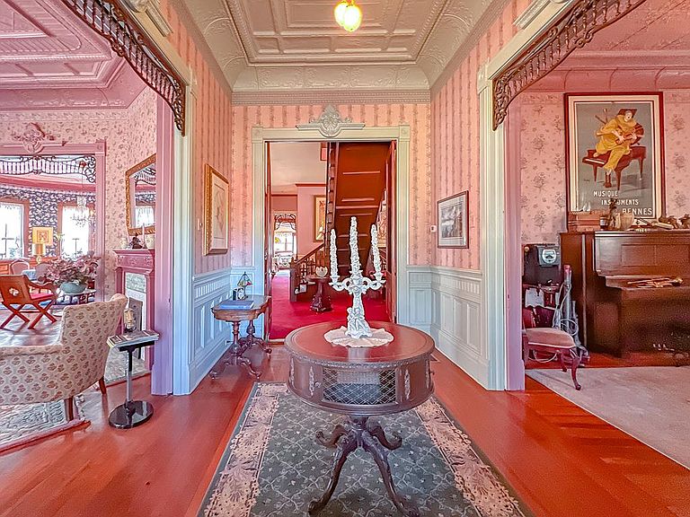 1897 Victorian For Sale In Bainbridge Georgia (2)