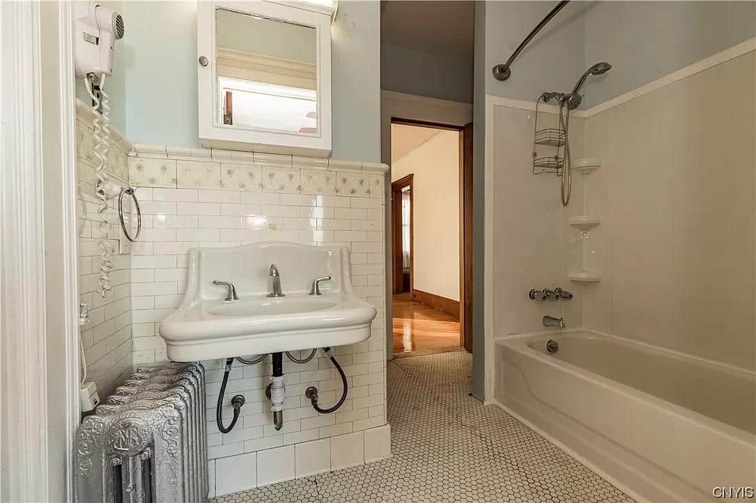 1903 Historic House For Sale In Syracuse New York
