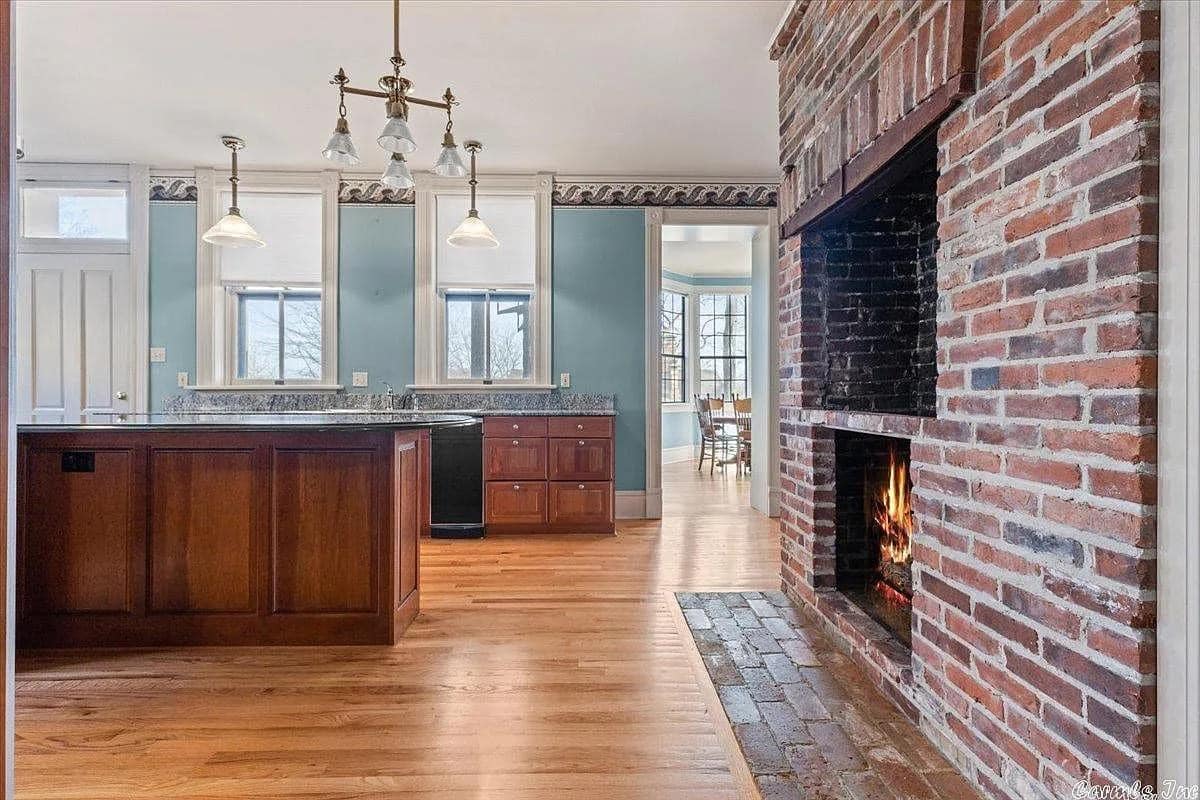 1900 Mansion For Sale In Little Rock Arkansas — Captivating