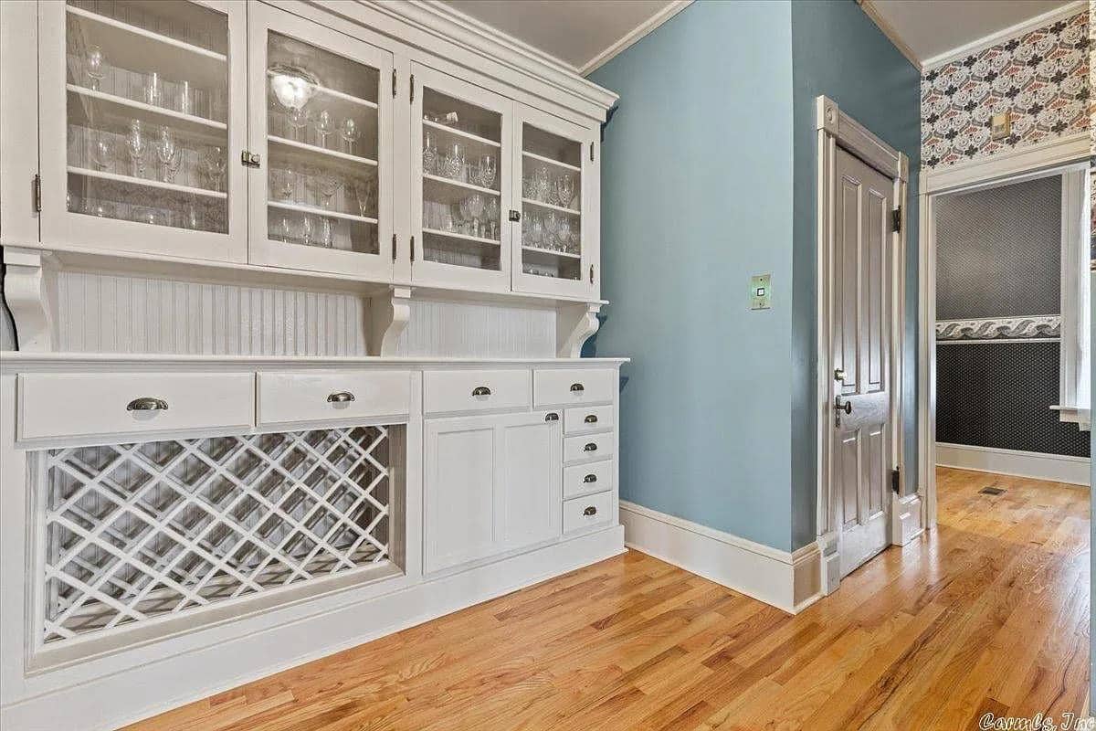 1900 Mansion For Sale In Little Rock Arkansas — Captivating