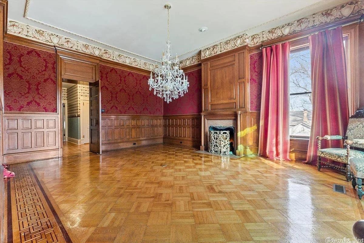 1900 Mansion For Sale In Little Rock Arkansas — Captivating