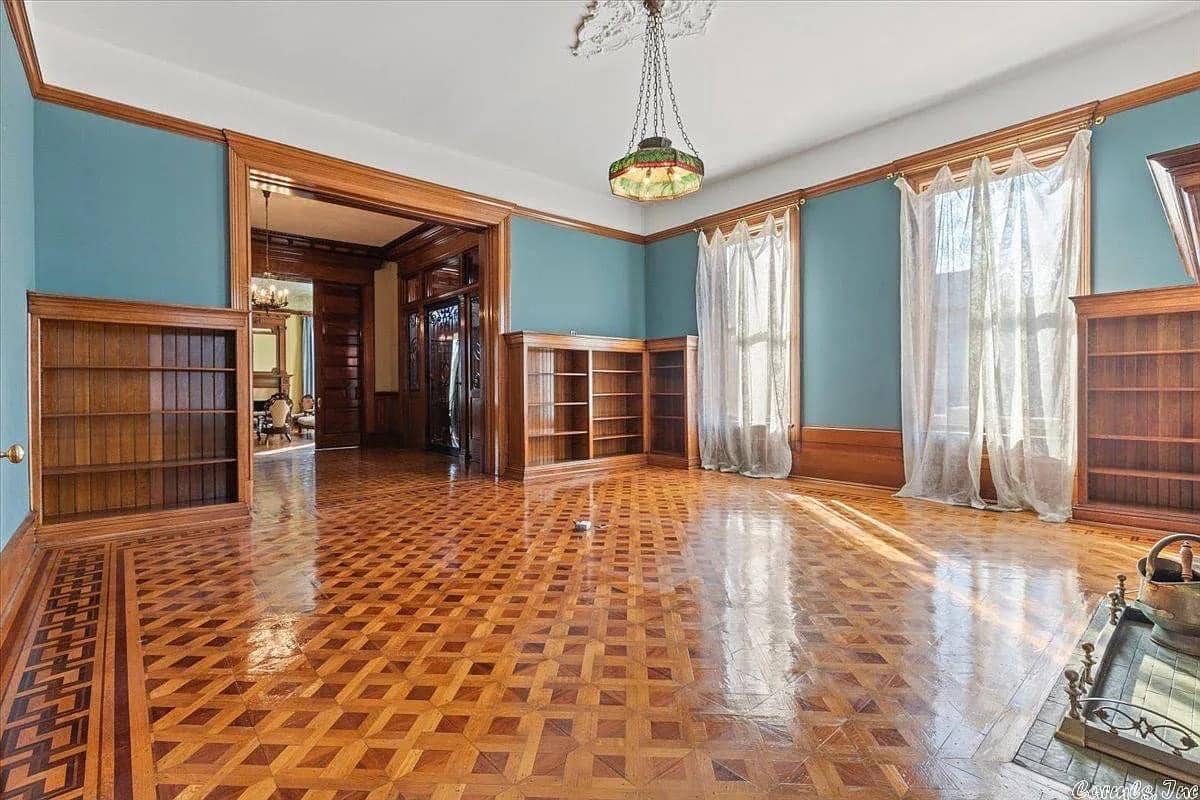 1900 Mansion For Sale In Little Rock Arkansas — Captivating