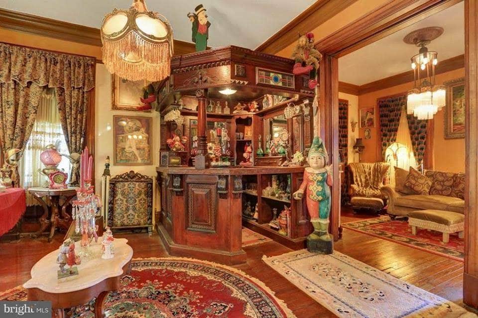 1884 Mansion In Abbottstown Pennsylvania — Captivating Houses