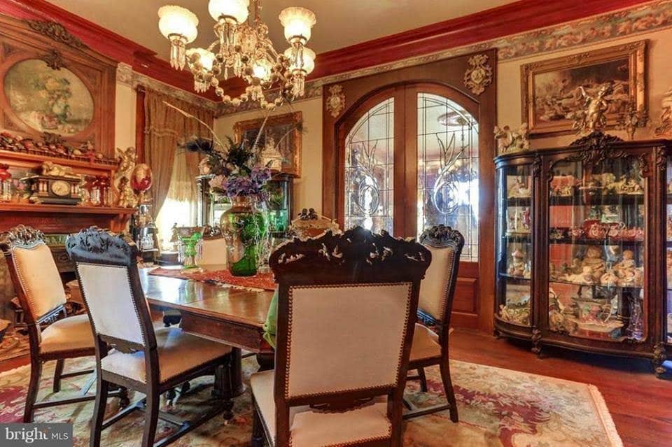 1884 Mansion In Abbottstown Pennsylvania — Captivating Houses