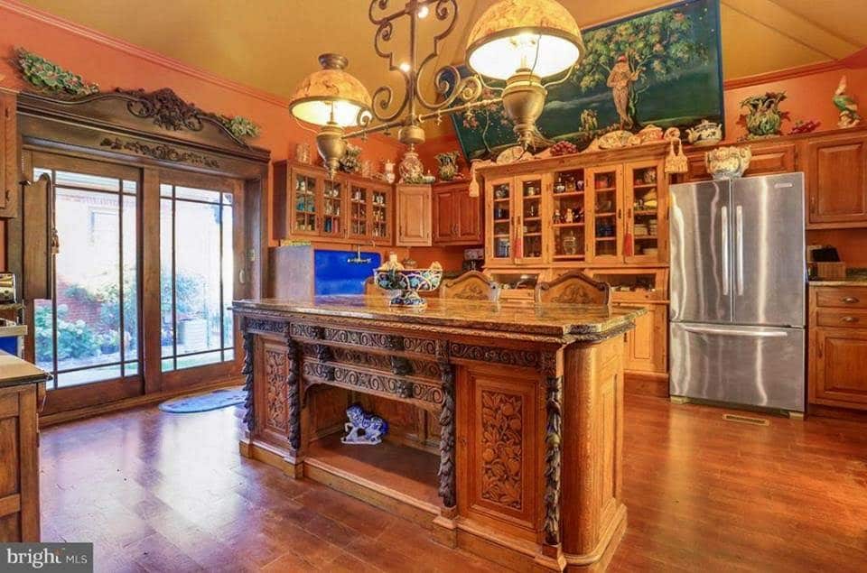 1884 Mansion In Abbottstown Pennsylvania — Captivating Houses