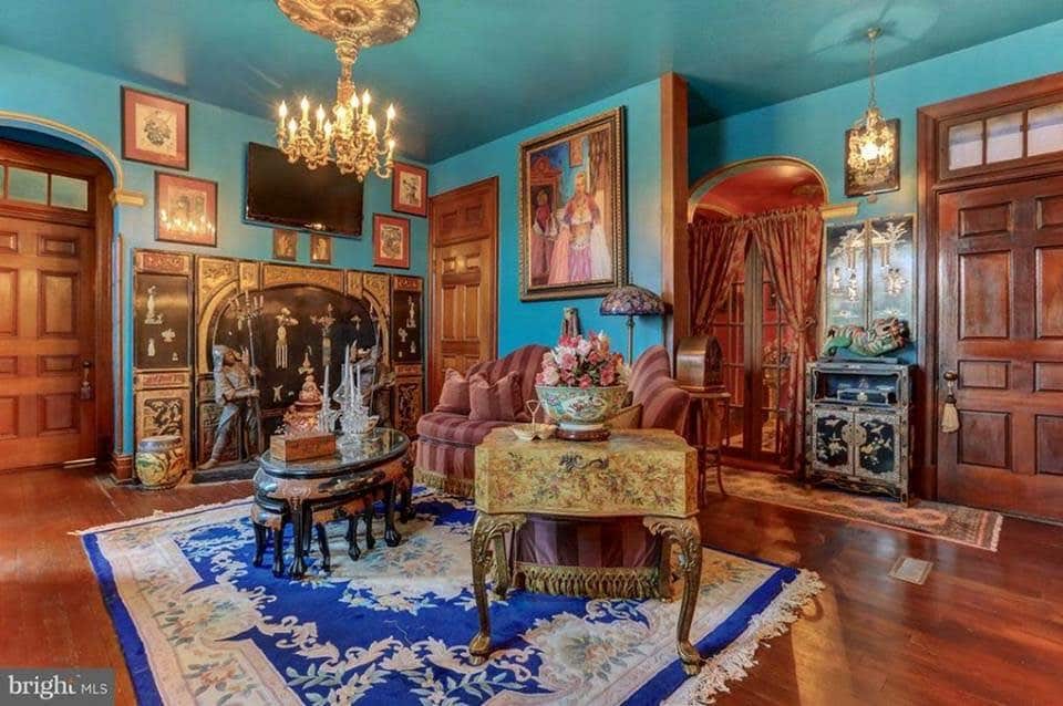 1884 Mansion In Abbottstown Pennsylvania — Captivating Houses